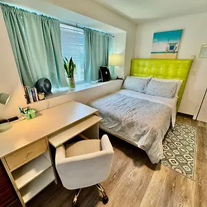 Micro 10 Minutes Walk To Of Washington Apartment Seattle